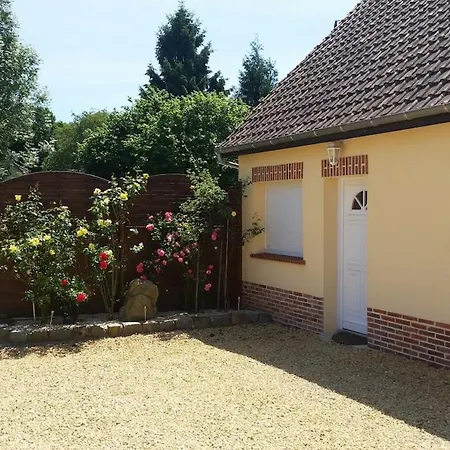 House 3 Minutes From Beauvais Tille Airport Сasa de vacaciones